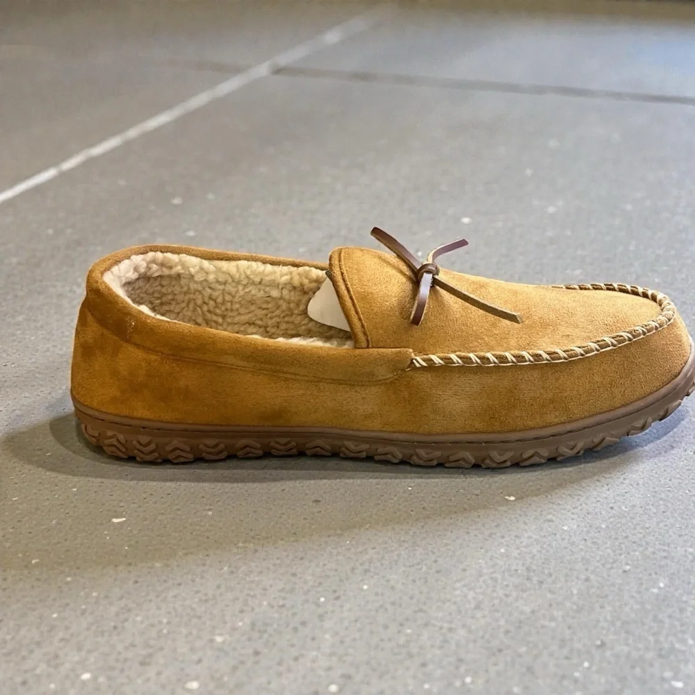 New in Box Dockers Men's All Weather Tan Slippers Other Sizes Available
